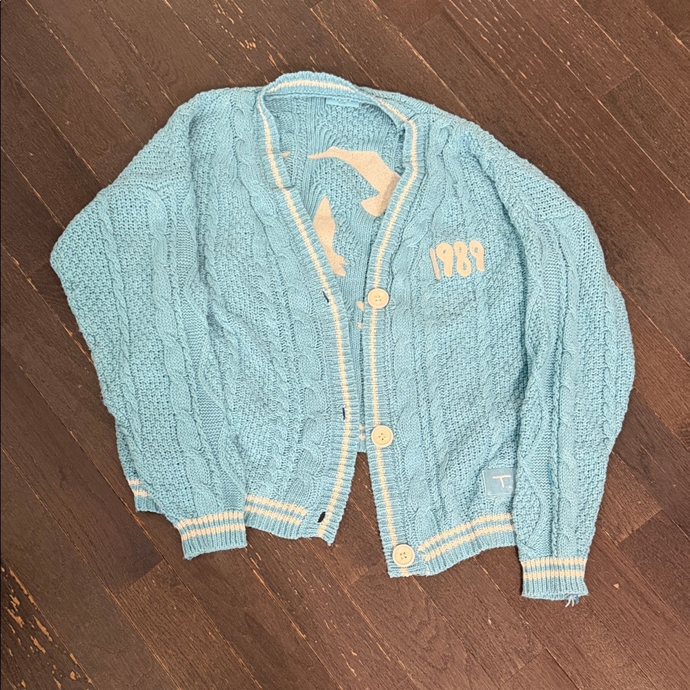 Taylor Swift 1989 cardigan NWOT